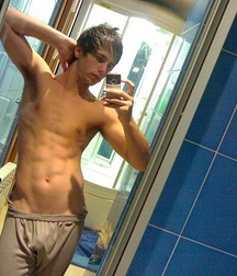 Hot Boys 12 5ccb2554beacf.jpg