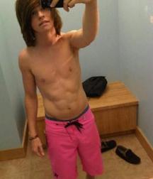 Hot Boys 14 5ccb3aae582bb.jpg