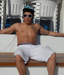 Hot Boys 14 5ccb3ad7a2ce3.jpg