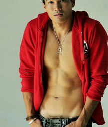 Hot Bodys 01 5ccb3d015d103.jpg
