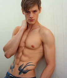 Hot Bodys 02 5ccb4023b1193.jpg