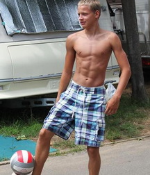 Hot Boys 19