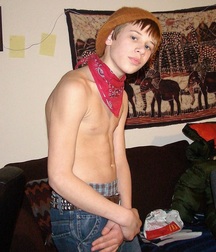 Just Boys 02 5ce31d1bbd931.jpg