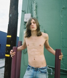 No Shirt 001 5ce57bd2497c6.jpg