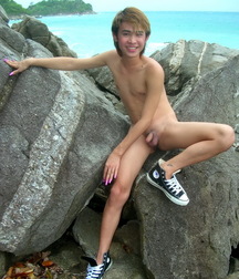 Asians 003 5cebf276f3c59.jpg