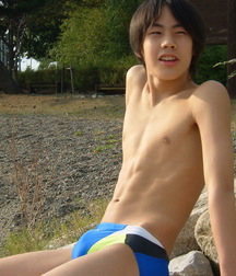 Asians 005 5cebf3ebb540c.jpg