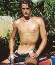 Adrien 5d002db1817bd.jpg