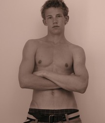 No Shirt 003 5d034d4dc01bd.jpg