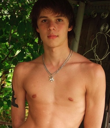 No Shirt 003 5d034d83e9bd9.jpg