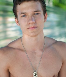 No Shirt 004 5d034de3b55f5.jpg