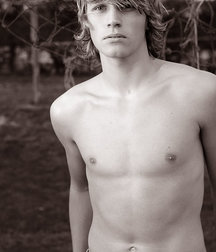 No Shirt 005 5d034e10ae7ba.jpg