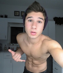 No Shirt 005 5d034e31557bd.jpg