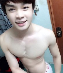 Asian Selfies 01