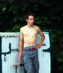 Nice Lads 16 5d17c3c6533fb.jpg