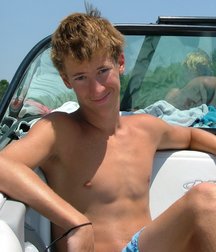 Nice Lads 17 5d17c50f7e71c.jpg