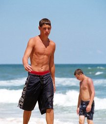 Nice Lads 27 5d1927f139f04.jpg