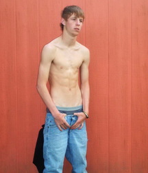 Nice Lads 37 5d1a7f8b43369.jpg