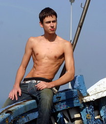 Nice Lads 40 5d1bdb23e1490.jpg