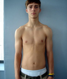 Nice Lads 45 5d1bf7e05a291.jpg