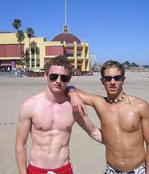 Nice Lads 48 5d1e691005bb1.jpg