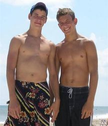 Nice Lads 48 5d1e693278119.jpg