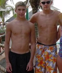 Nice Lads 80 5d2f6961bbaf3.jpg