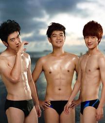 Asian Speedo 5d2f6b569363f.jpg