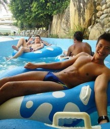 Asian Speedo 5d2f6b60b1eaa.jpg