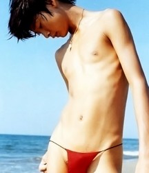 Asian Speedo 5d2f6b8046dff.jpg