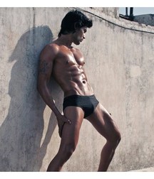 Indian Hotties 5d32220c3fb1d.jpg