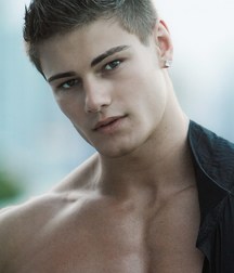 Hot Bods 01 5d322c4b57118.jpg