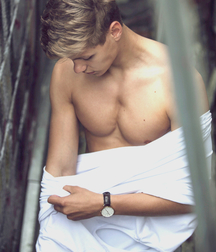 Hot Bods 01 5d322c886c83c.jpg