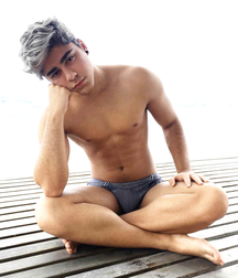 Hot Bods 01 5d322c9161a70.jpg