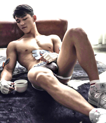 Hot Bods 01 5d322c9482ba5.jpg