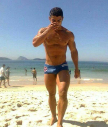 Hot 01 5d378af2c803f.jpg