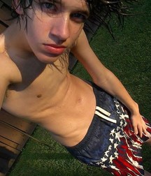 Bobby 5d379e1d5bcb5.jpg