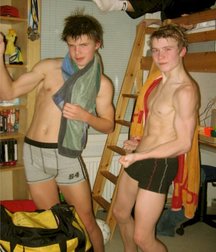 Boys 02 5d38a4e853aa9.jpg