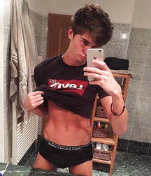 Super Hot 006 5d435318358f0.jpg