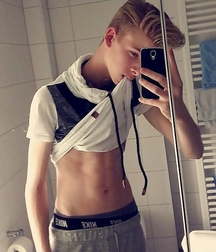 Super Hot 006 5d43533c9bd48.jpg