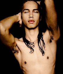 Long Hair 11 5d51e9e227f83.jpg