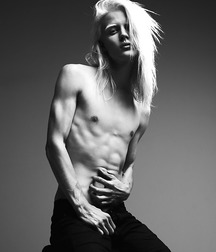 Long Hair 13 5d51efddc900d.jpg