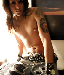 Long Hair 13 5d51eff5da8ca.jpg