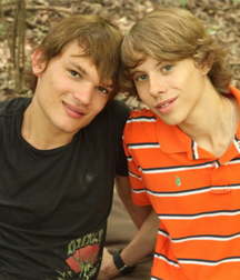 Poster's Cuties 24 5d55e53588406.jpg