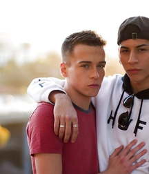 Poster's Cuties 29 5d585504d4ddb.jpg