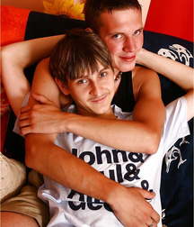 Poster's Cuties 121 5d6c1e6481cf9.jpg