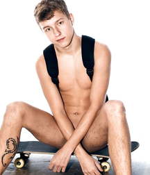 Poster's Cuties 160 5d72b2df2a011.jpg