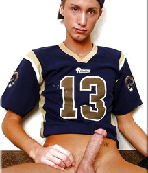 Just Boys 54 5d9e596b3b2dc.jpg