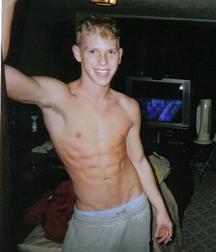 Men 001 5da642330dcfc.jpg