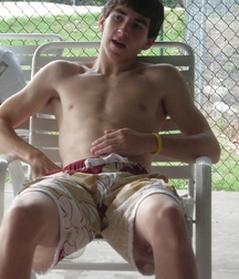 Just Boys 99 5da7a40bd472b.jpg