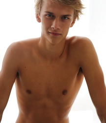 Just Boys 99 5da7a418f0a75.jpg